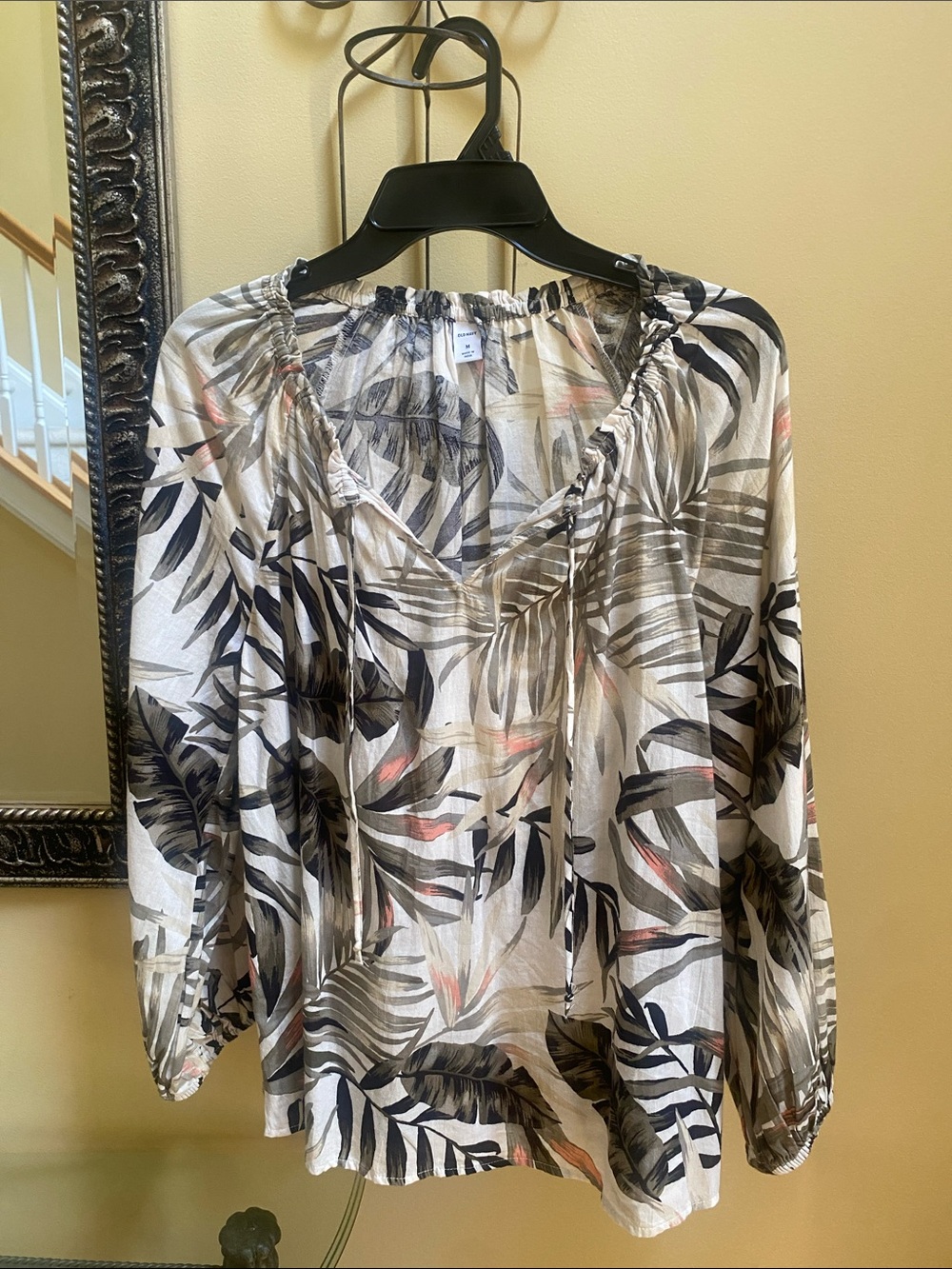 NWT Women's M Old Navy Cotton Tropical Leaf Boho Peasant Top